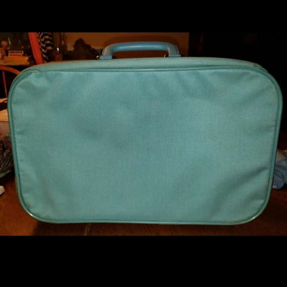 *SOLD* Vintage 1986 Peter’s Bag Corp. Care Bears Kids Suitcase Luggage Bag - Picture 6 of 12